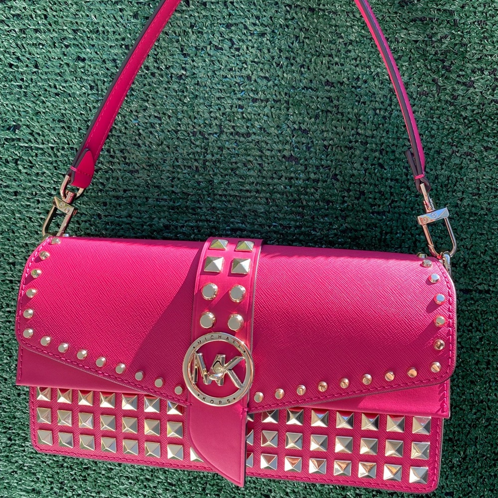 Michael Kors Greenwich Studded Leather convertable bag - Picture 2 of 11
